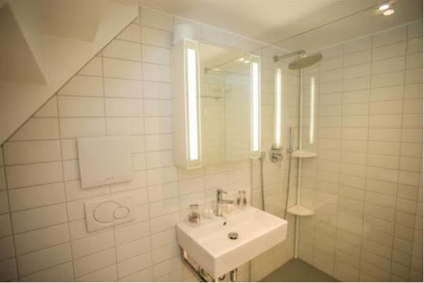Guest House Le Charlot Vevey Buitenkant foto