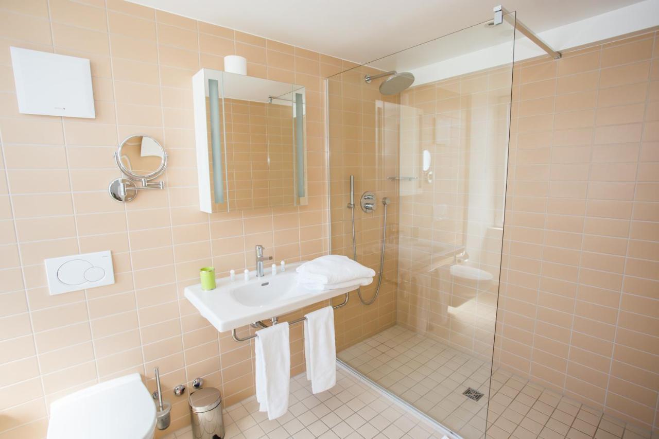Guest House Le Charlot Vevey Kamer foto